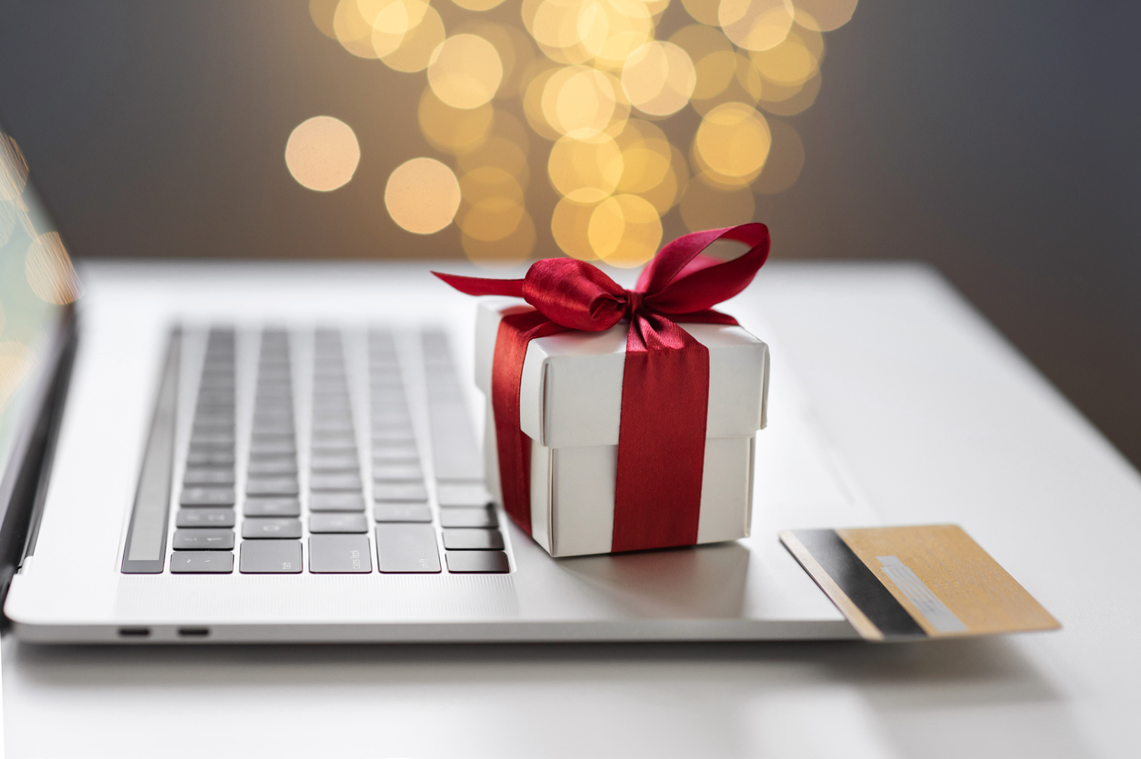 holiday-shopping-phishing-as-a-service